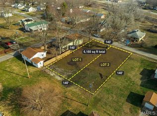 432 Anderson St, Carlinville, IL 62626