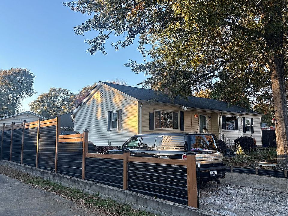 2nd image of 227 Meridian Ave