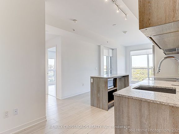 3rd image of 31 Tippett Rd #1306