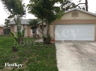 17424 Kentucky Rd, Fort Myers, FL 33967