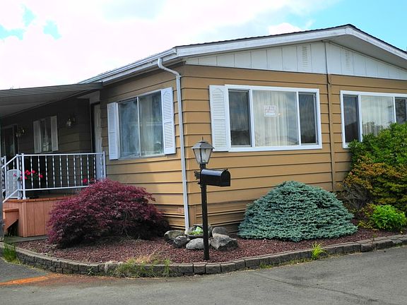 2nd image of 319 Carefree Cir