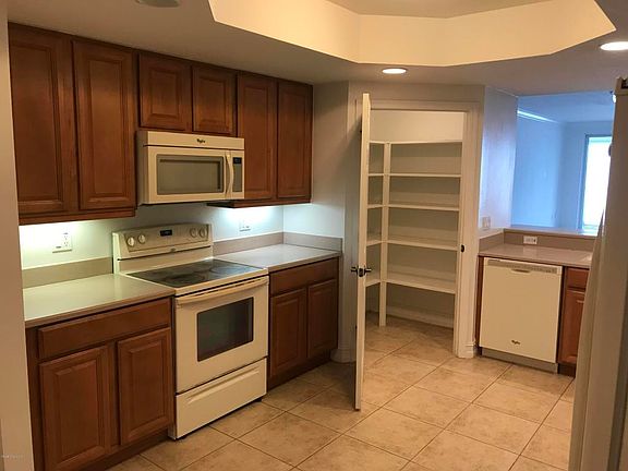 3rd image of 5 Indian River Ave APT 706
