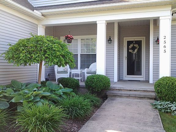 2nd image of 2565 Barnsley Way