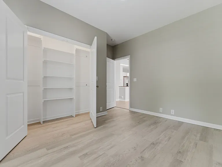 221 Brown St #A — Photo 13