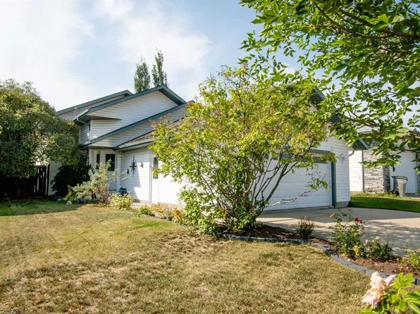 10509 N Kateri Dr, Grande Prairie, AB T8W 2N1