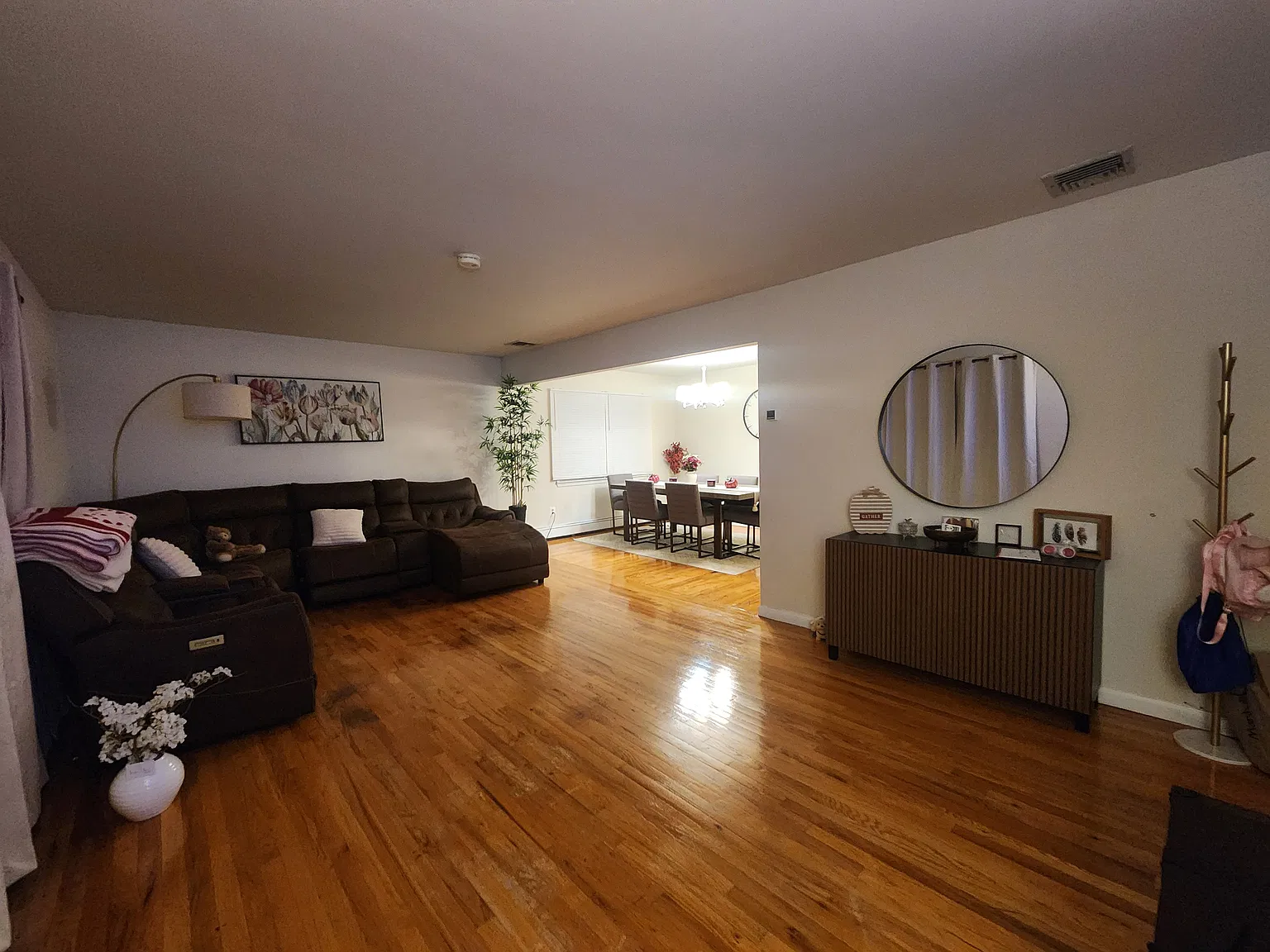 3 bed, $3,300 — Photo 3