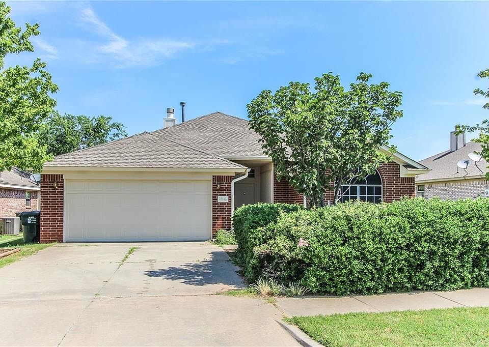 1st image of 2813 Sandstone Dr