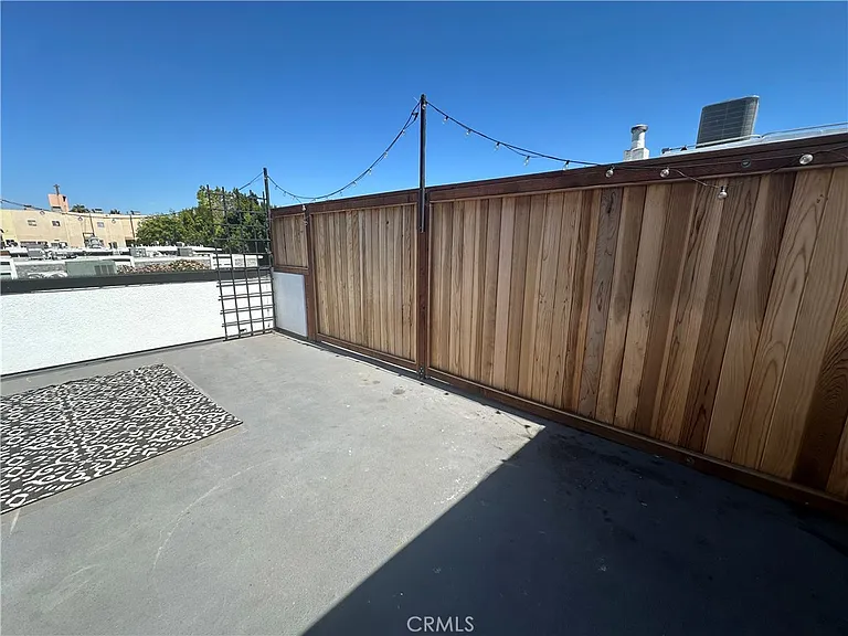 13508 Moorpark St #2 — Photo 63