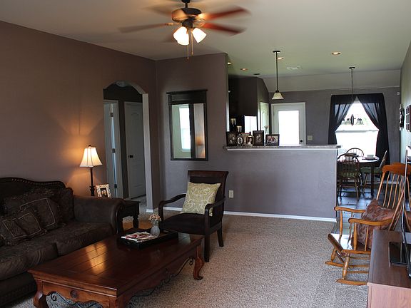 2nd image of 8417 SW 46th Pl