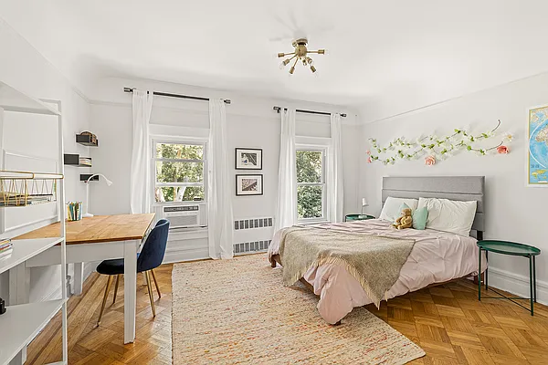 Sold by Compass | media 9