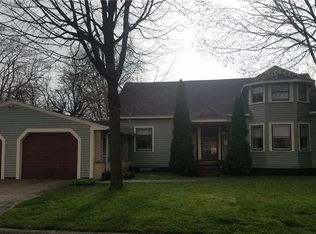 1013 12th St, Nevada, IA 50201