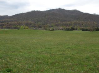 1 Sea Biscuit Ct, Johnson City, TN 37604