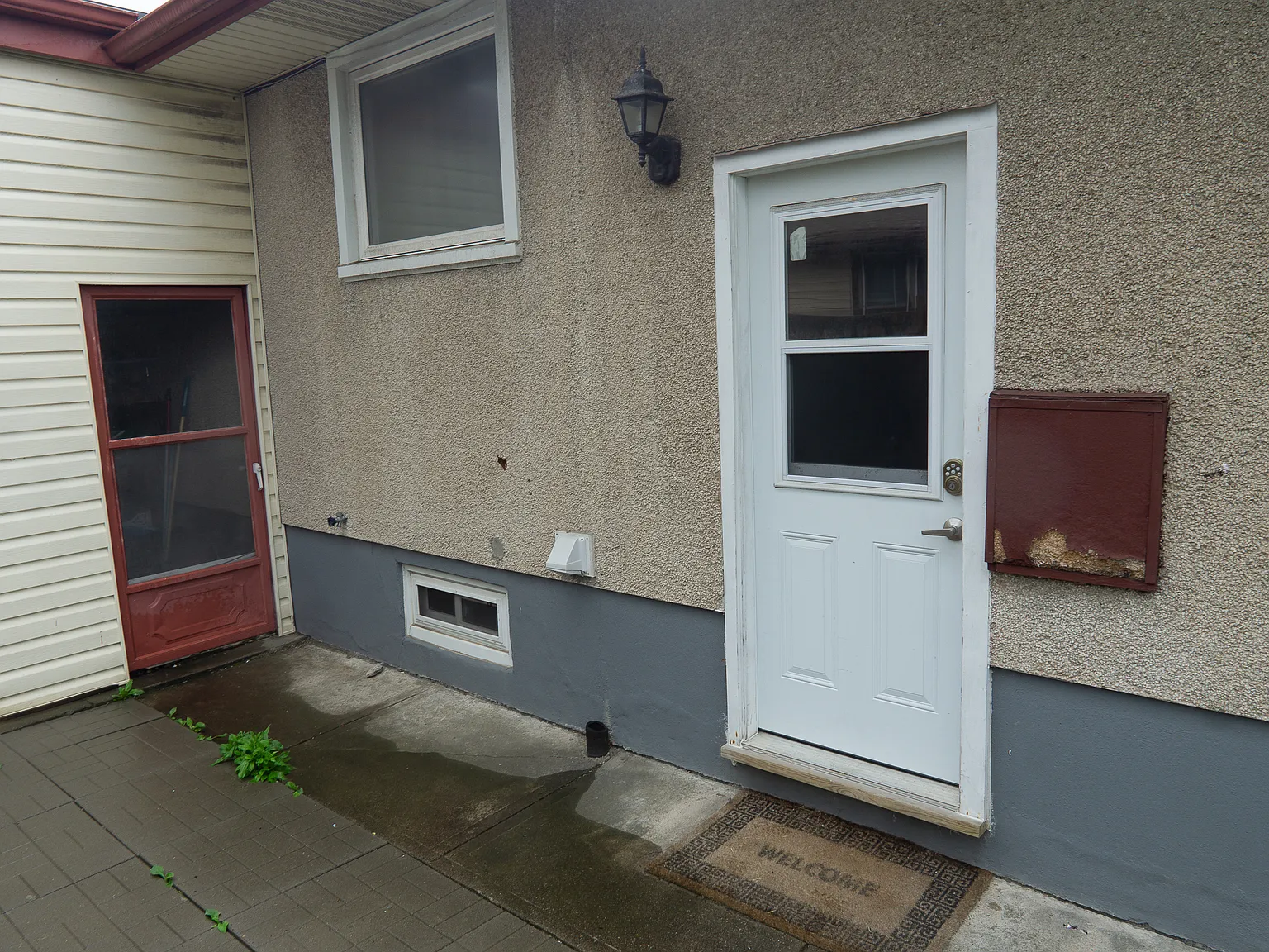 3 Glengarry Road Lower Unit — Photo 3