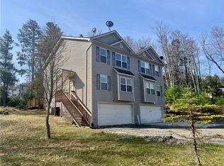9 Westfield Ct, Rock Hill, NY 12775