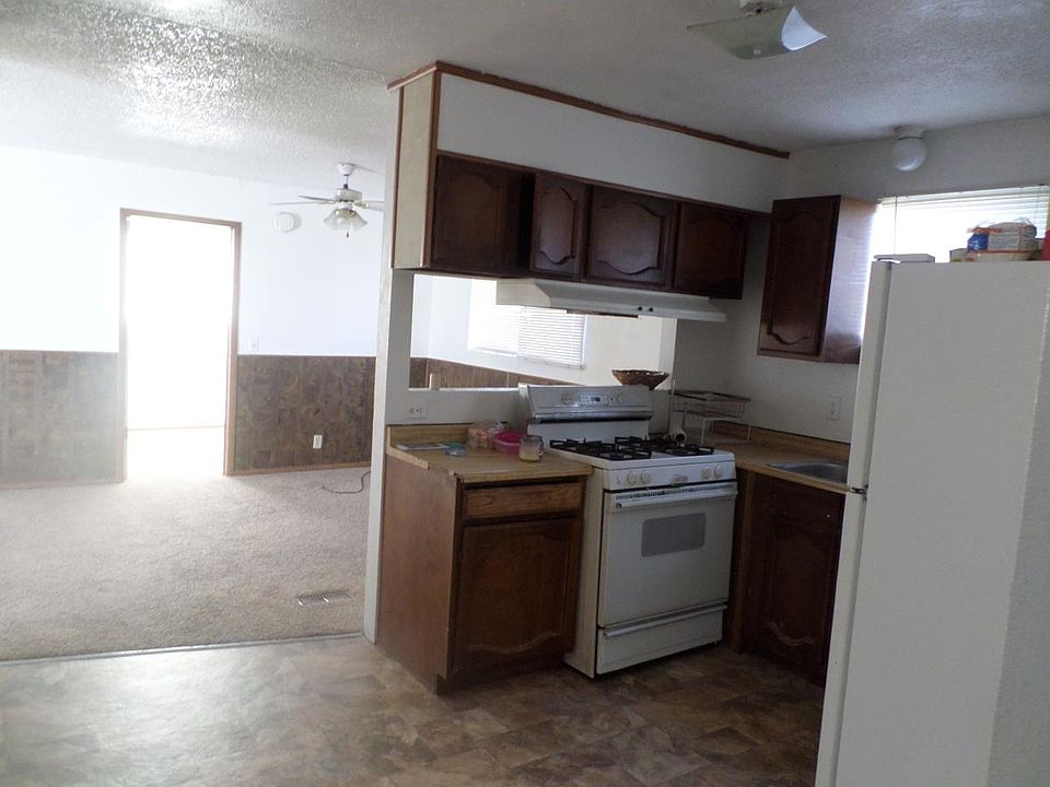 2nd image of 116 Sage St APT B