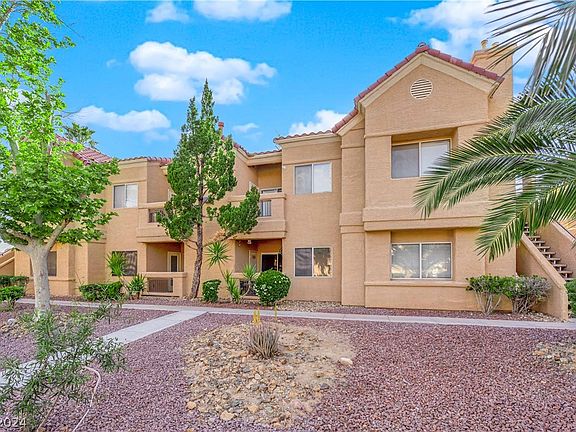 2nd image of 900 Heavenly Hills Ct Unit 218