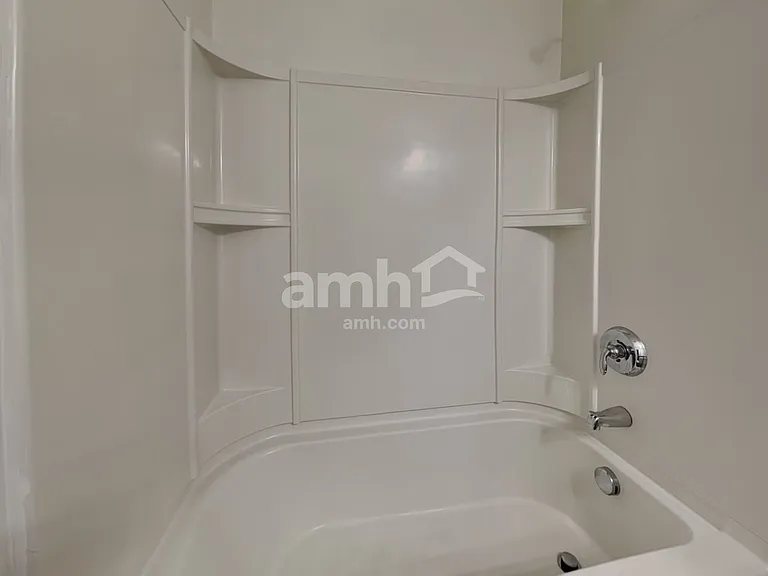 12838 Settlers Trail Ct — Photo 16