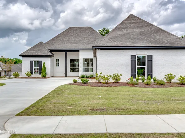 400 Parkdale Pl, Canton, MS 39046