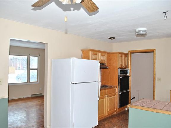 5th image of 812 N Skyline Dr