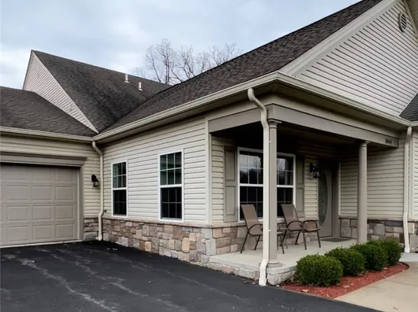 1064 Carriage Ln, Saxonburg, PA 16056