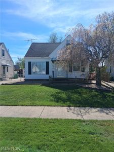 388 E 330th St, Willowick, OH, 44095