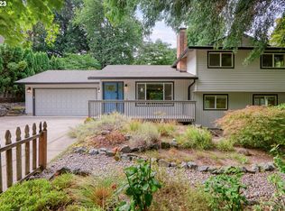 10320 SW Coquille Dr, Tualatin, OR 97062