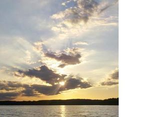 414 S Beach Dr, Altoona, WI 54720