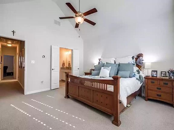 4th image of 7412 Alton Dr