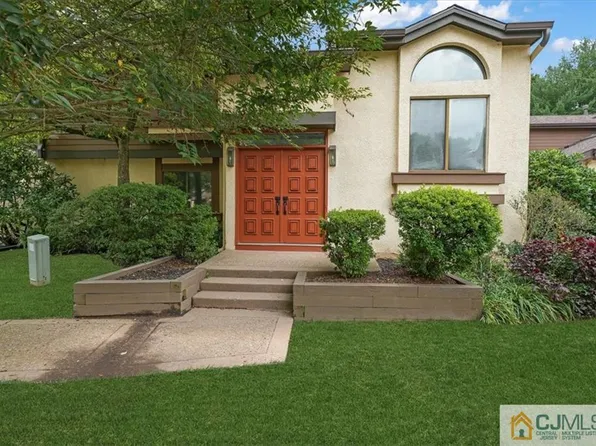 616 Sayre Dr, Princeton, NJ 08540