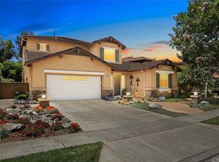 12 Whispering Willow Ct, Azusa, CA 91702