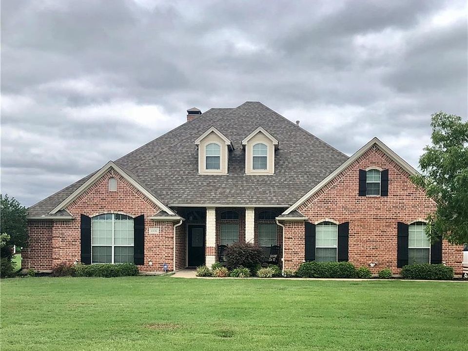 1st image of 1106 Oak Bend Dr