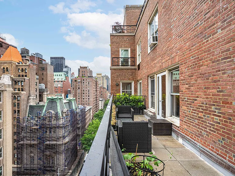220 Madison Ave #14K — Photo 14