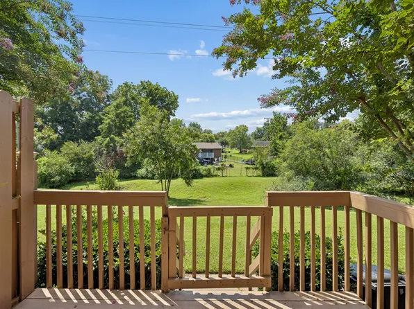 328 Hickory Pl, Nashville, TN 37214