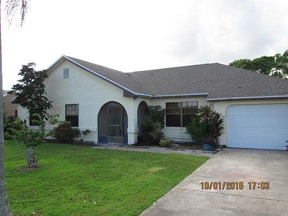 4th image of 1556 SE Belgius Ct