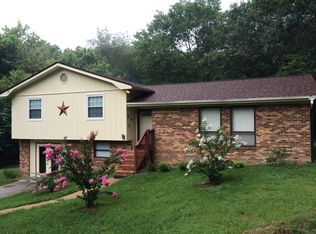 109 Raintree Ln, Chattanooga, TN 37421