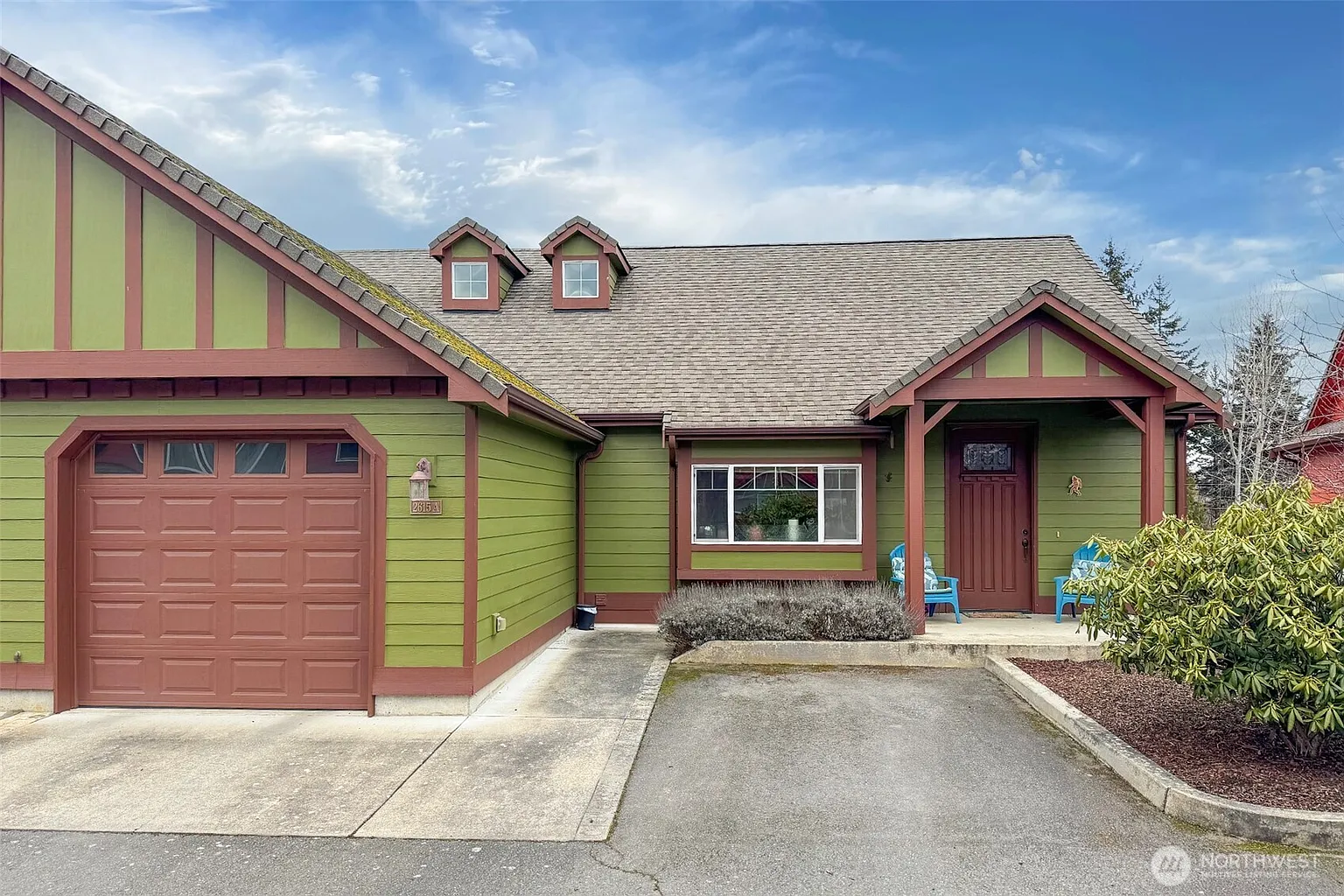 2615 Peach Court #A photo 1