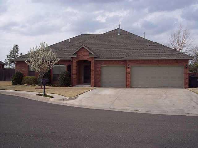 1st image of 11513 N West 117th Ct