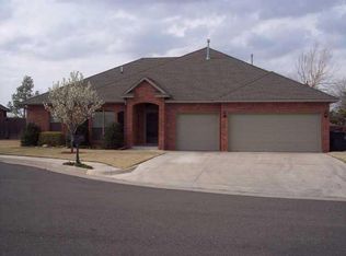 11513 N West 117th Ct, Yukon, OK 73099