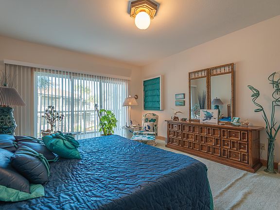 4th image of 127 Sea Hammock Way