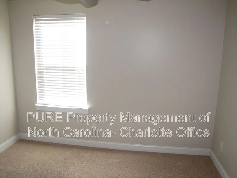 15959 Rose Glenn Ln — Photo 9