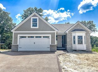 4580 Stillmeadow Dr, Howell, MI 48843