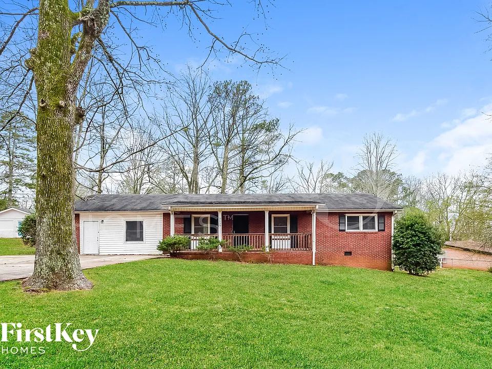 3039 Forrest Park Rd SE