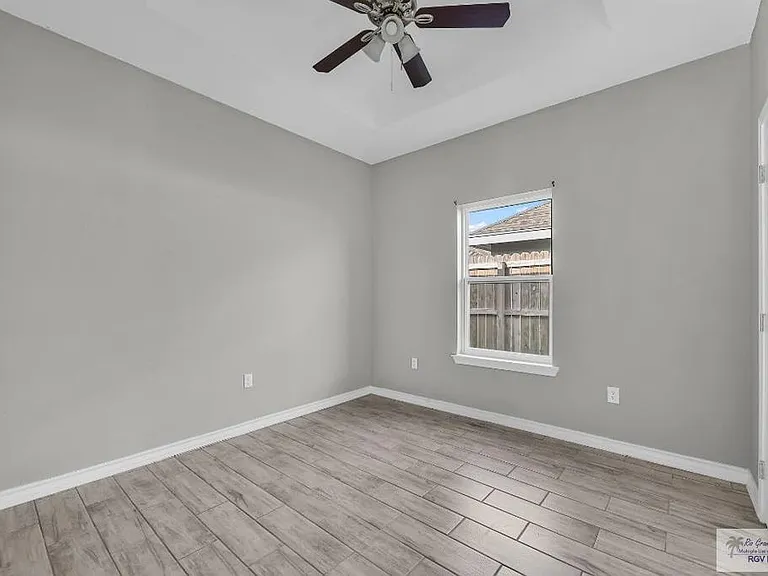 2713 Primrose Ave #B2 — Photo 11