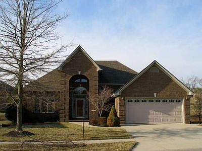 1st image of 233 Park Dr