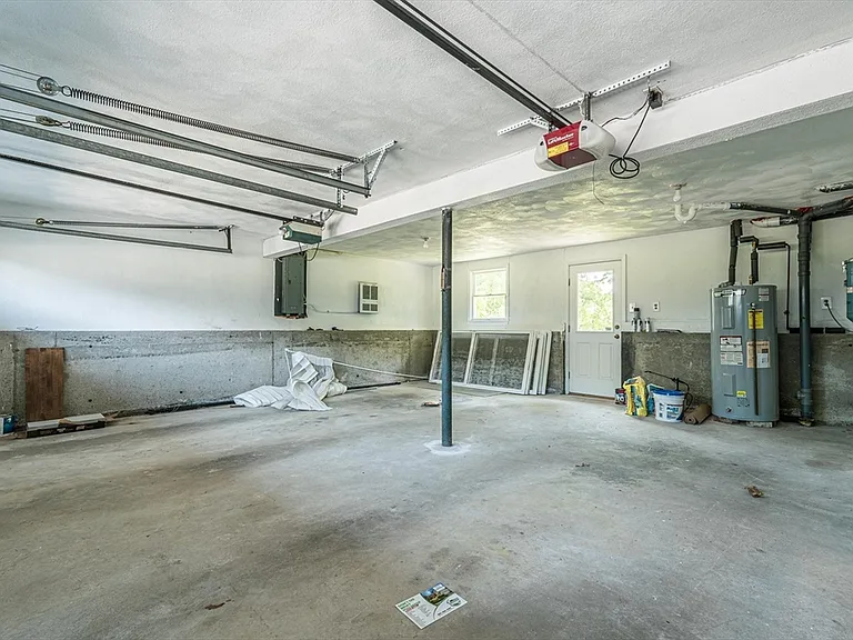20 Fieldstone Dr — Photo 23