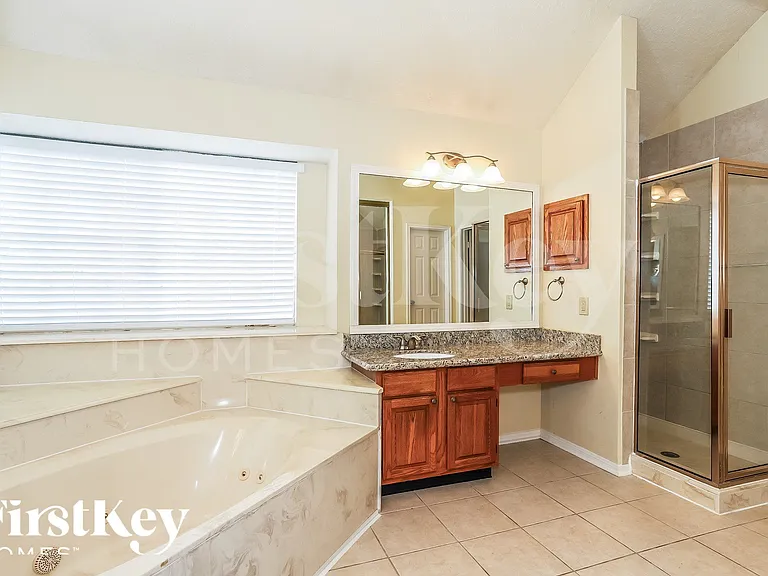 20514 Hampshire Rocks Dr — Photo 11