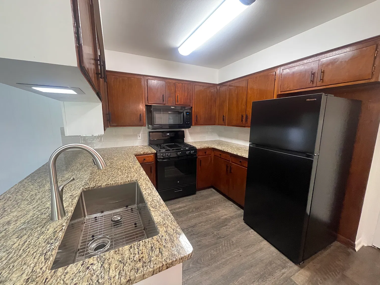 3 bed, 1324 sqft, $1,650 — Photo 3