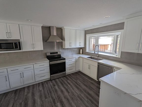 2nd image of 1006 Hyde Ave