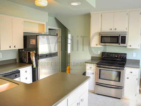 4th image of 1514 W Augusta Ave