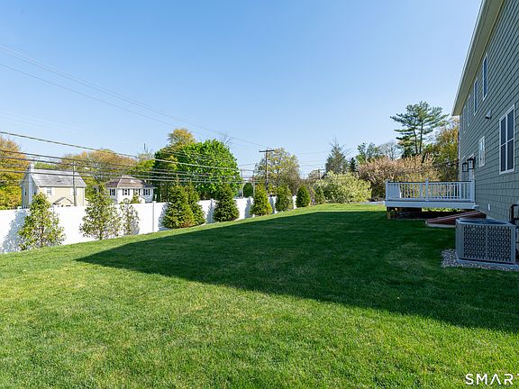 4th image of 6 Walnut Ridge Court